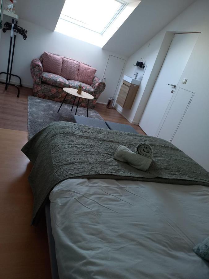 De Achtertuin Apartamento Maasmechelen Exterior foto
